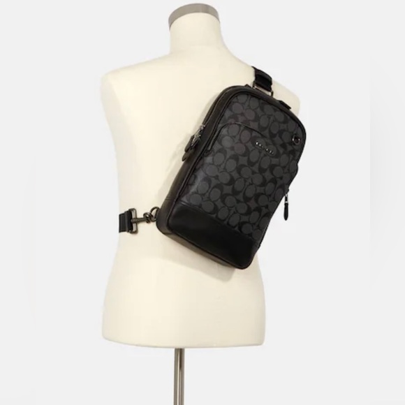 Graham pack in signature canvas coach mens bag - Picture 4 of 5